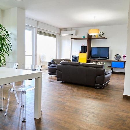 Appartamento Casa Rosita Carbonia Esterno foto